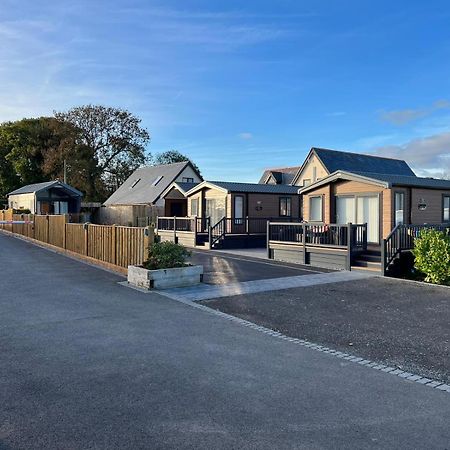 The Pods At Haulfryn Caravan Park Whitford Экстерьер фото