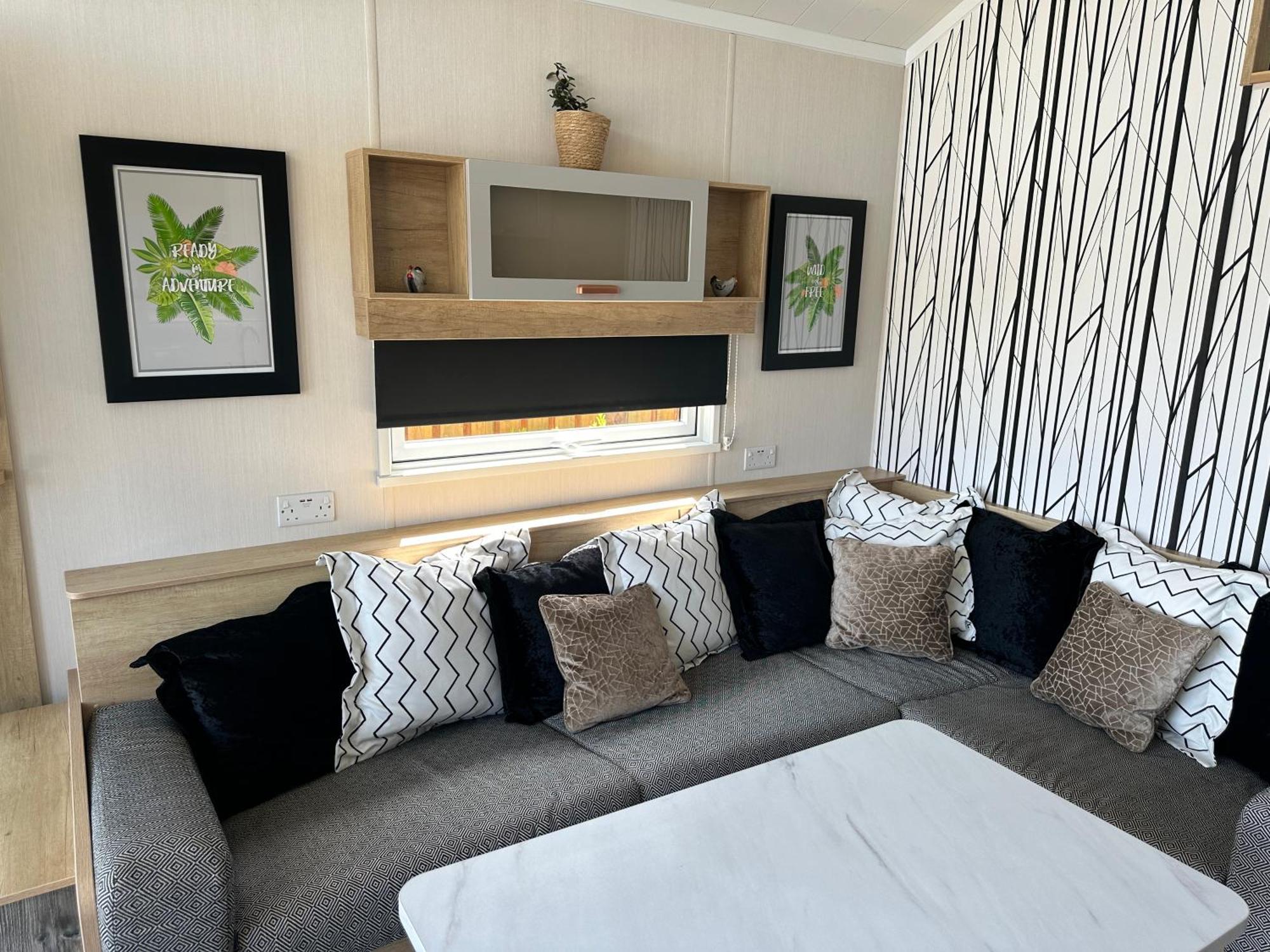 The Pods At Haulfryn Caravan Park Whitford Экстерьер фото